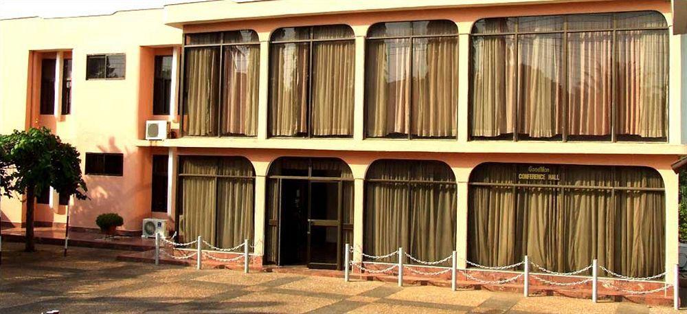 Pink Panther Kumasi Otel Dış mekan fotoğraf